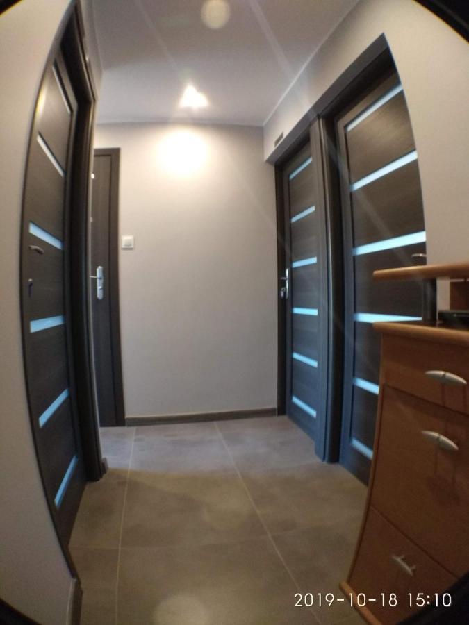 2120 Przyjazni 4 - Tanie Pokoje - Samodzielne Zameldowanie - Self Check In Познань Экстерьер фото