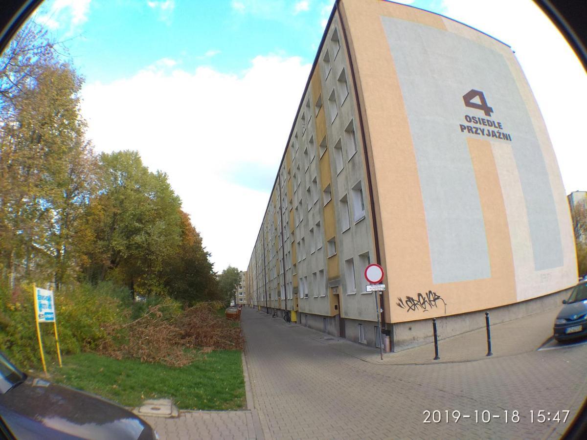 2120 Przyjazni 4 - Tanie Pokoje - Samodzielne Zameldowanie - Self Check In Познань Экстерьер фото