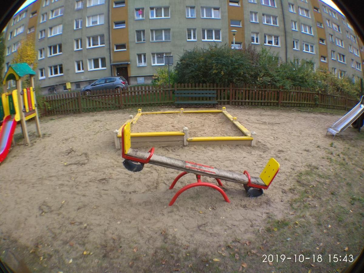 2120 Przyjazni 4 - Tanie Pokoje - Samodzielne Zameldowanie - Self Check In Познань Экстерьер фото