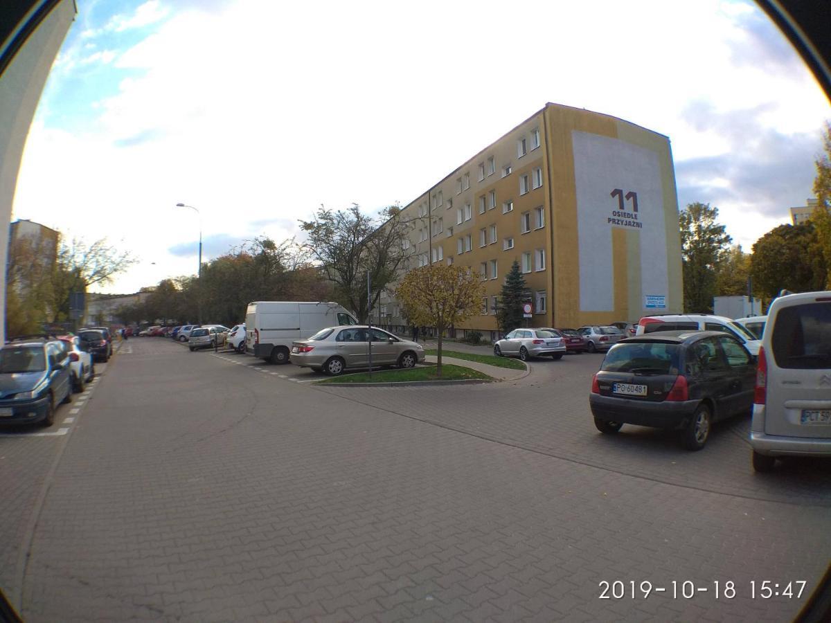 2120 Przyjazni 4 - Tanie Pokoje - Samodzielne Zameldowanie - Self Check In Познань Экстерьер фото