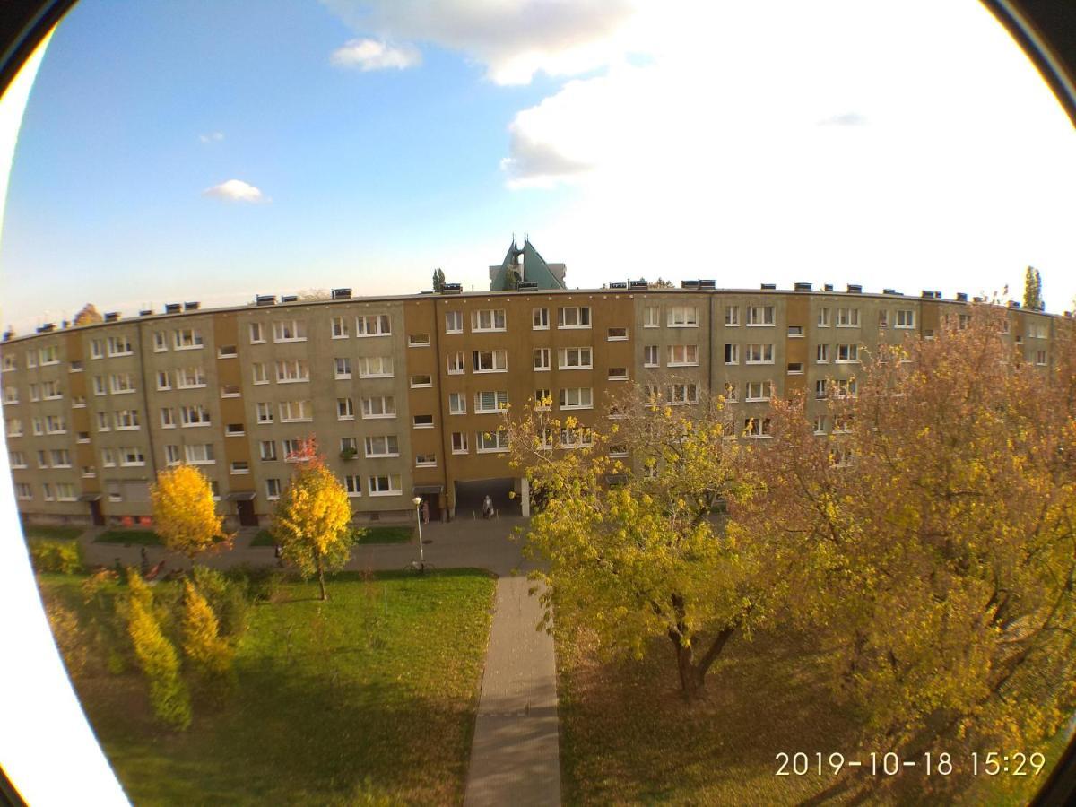 2120 Przyjazni 4 - Tanie Pokoje - Samodzielne Zameldowanie - Self Check In Познань Экстерьер фото